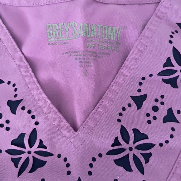 Bundle 2 scrubs - Picture 7 of 8